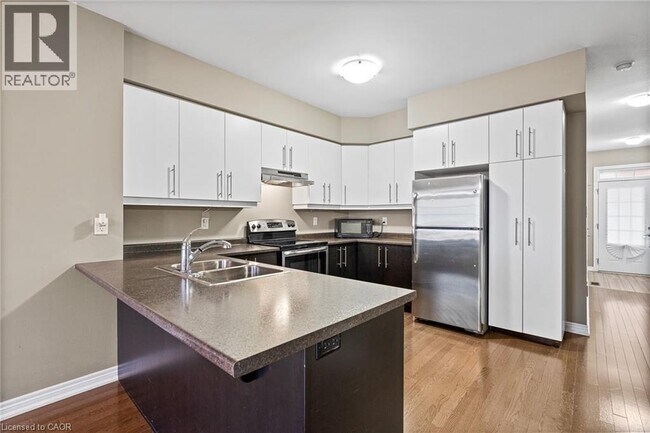 Building Photo - 515 Winston Rd