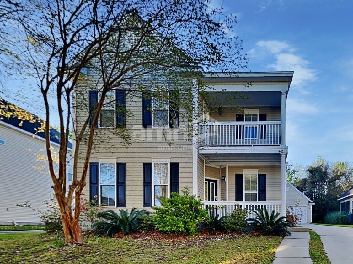 Foto principal - 62 Creek Bend Dr
