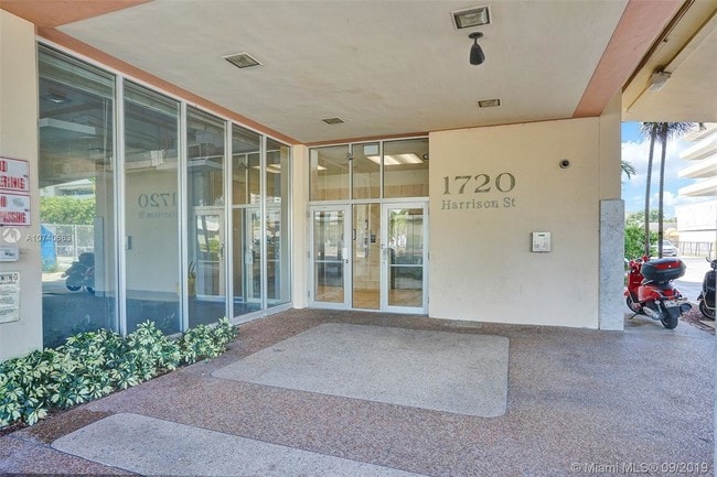 Building Photo - 1720 Harrison St