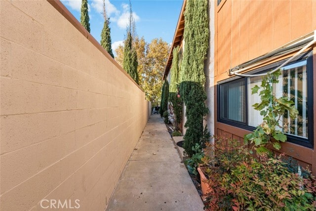 Building Photo - 324 E Ave Q7