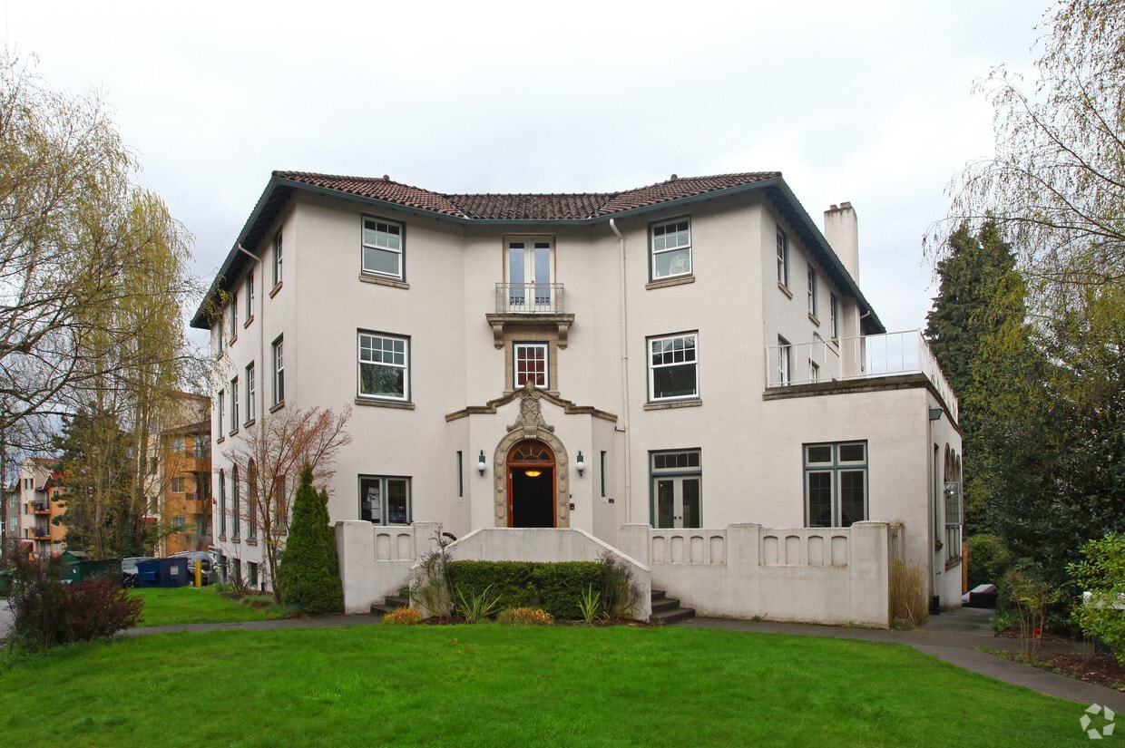 Primary Photo - 4600 22nd Ave NE