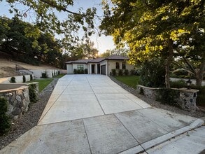 Building Photo - 14545-14542 Atherton Cir