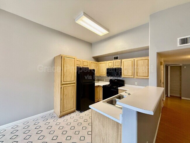 Foto del edificio - 1146 Opal St