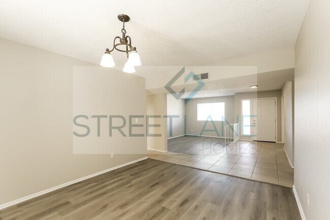 Building Photo - REDUCED!