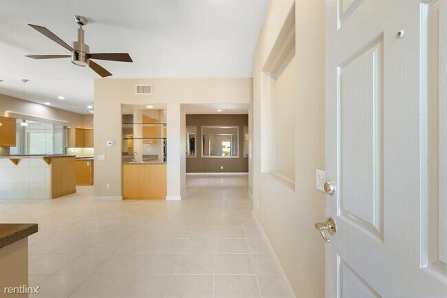 Building Photo - 3 br, 2 bath House - 240 Kavenish Dr