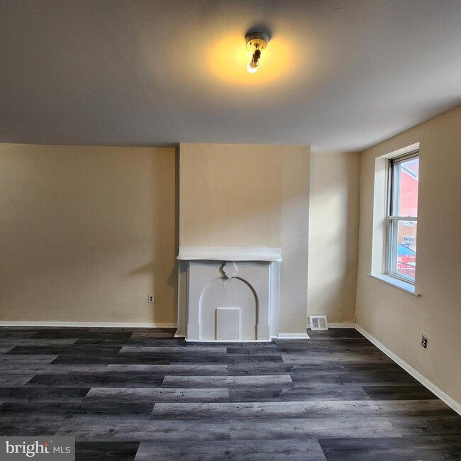 Foto del edificio - 2450 N Fairhill St