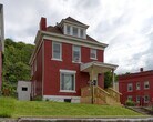 Primary Photo - 604 Middle Ave
