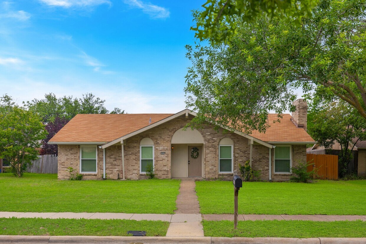 Foto principal - 1803 Richland Dr