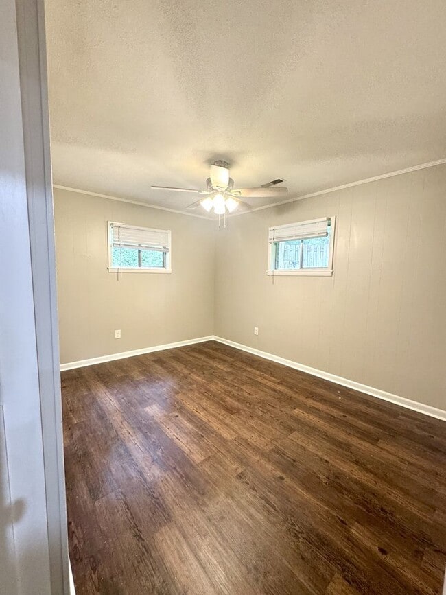 Building Photo - Available for Short-Term Only!