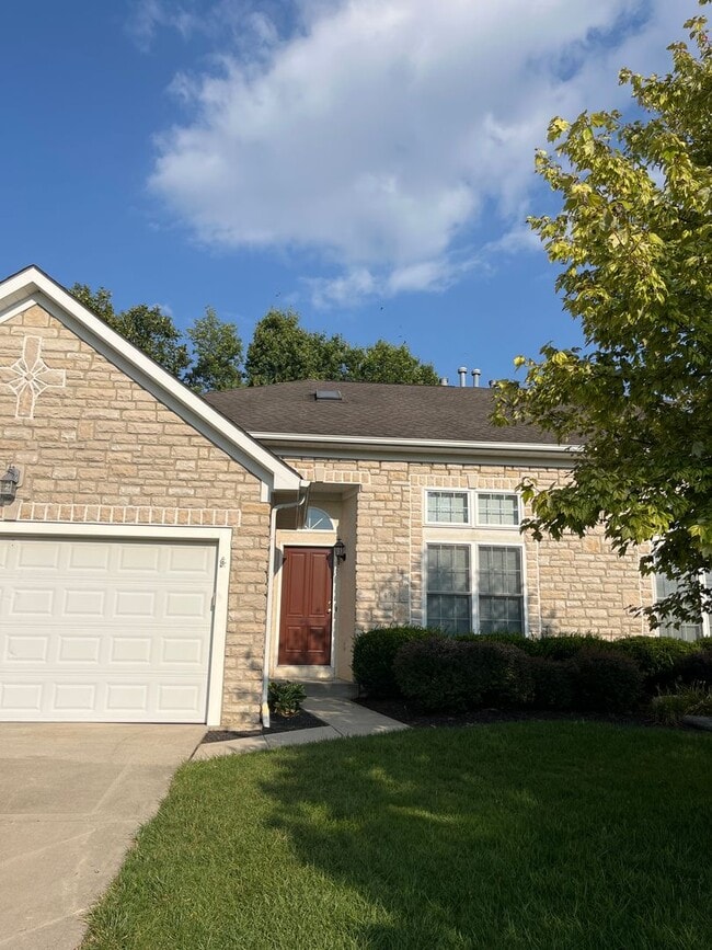 Building Photo - 494 Radcliff Dr