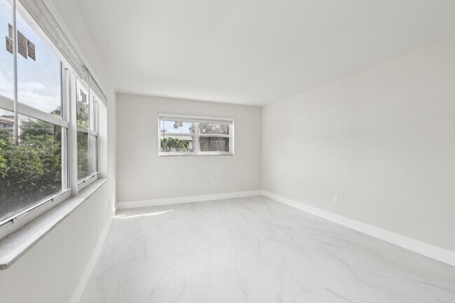 Foto del edificio - The Oaks