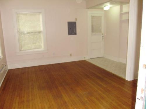 Building Photo - 0 bedroom in Seattle WA 98102