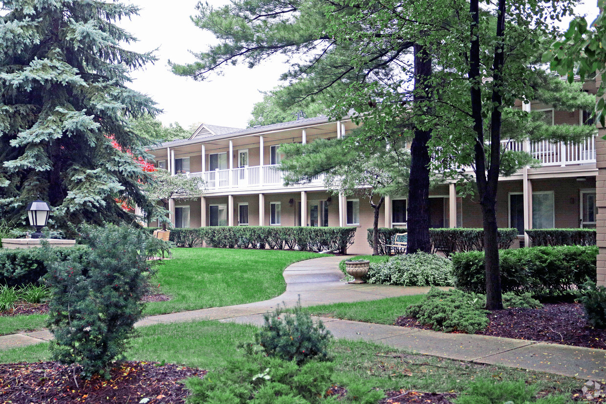 Primary Photo - Birmingham Village Condominiums