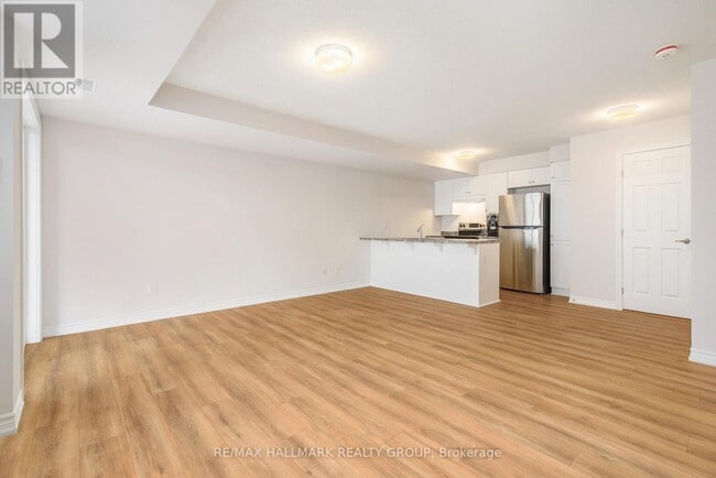 Photo du bâtiment - 290 Zenith Private