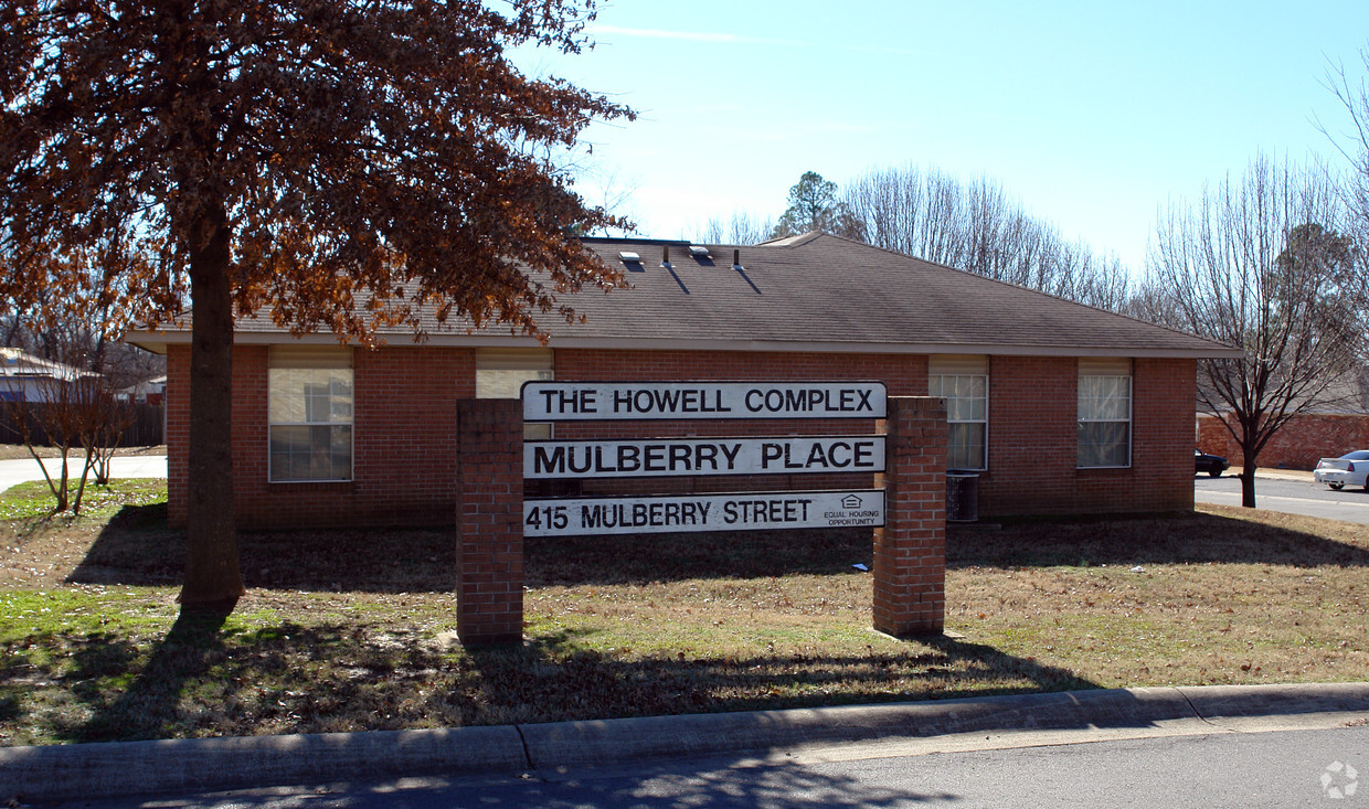 Foto del edificio - The Howell Complex