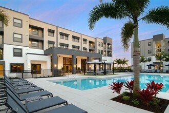 Building Photo - 3260 Stockton St Building Photo - 3260 Stockton St