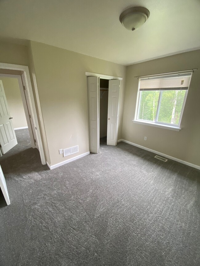 Building Photo - 2451 W Success Dr