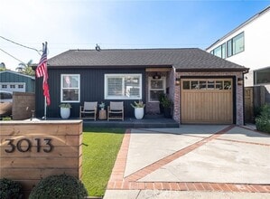 Building Photo - 3013 Oak Ave