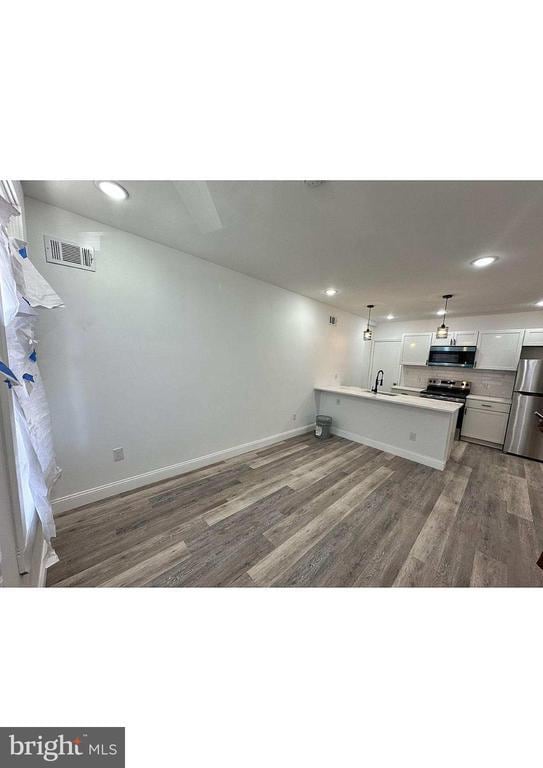 Building Photo - 1233 W Venango St