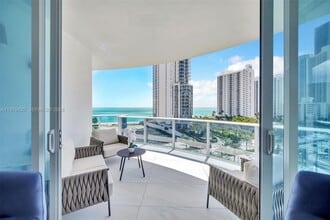 Building Photo - 17550 Collins Ave
