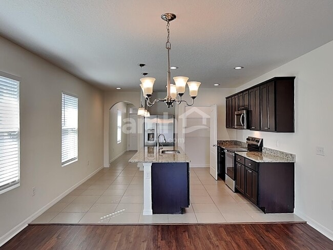 Building Photo - 4117 Lindever Ln