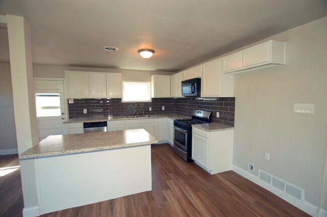 Foto del edificio - Completely Renovated 3/2 Close to Texas Tech