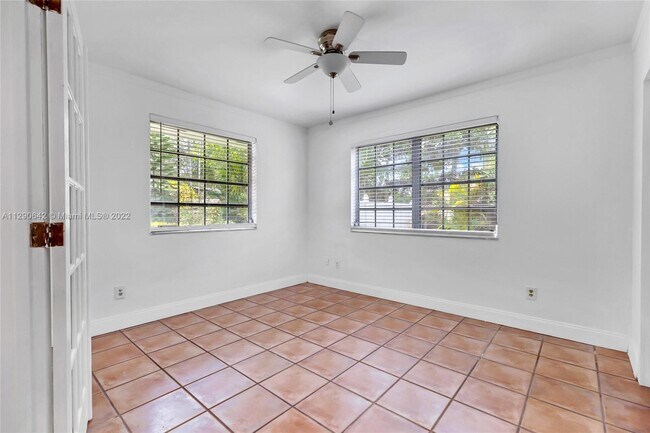 Foto del edificio - 13820 SW 82nd Ave