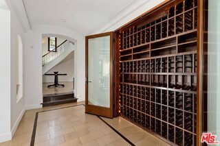 Foto del edificio - 2134 La Mesa Dr