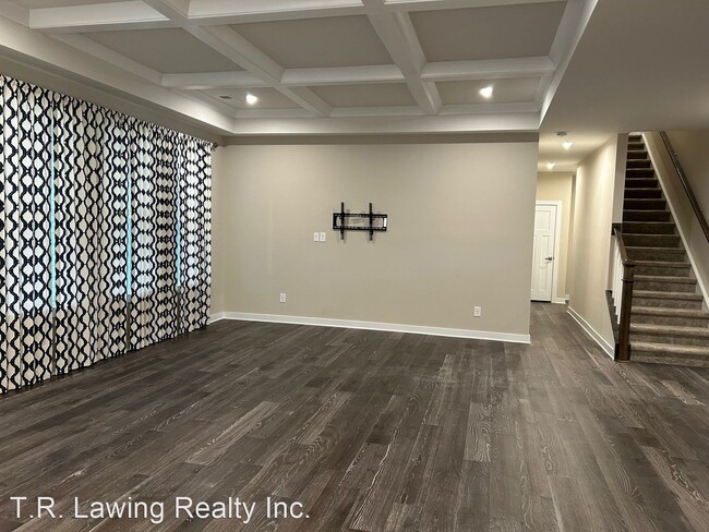 Building Photo - 4 br, 3 bath House - 8807 Chapel Grove Cro...