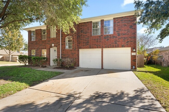 Building Photo - 17103 Canterbury Green Ct