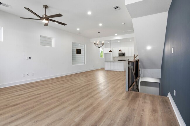 Foto del edificio - 2806 Versailles Oak Ln