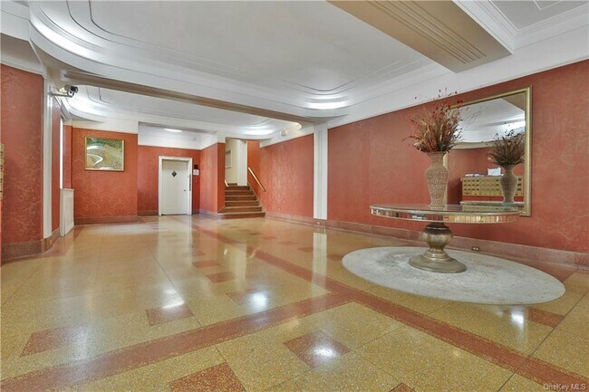 Foto del edificio - 210 Martine Ave