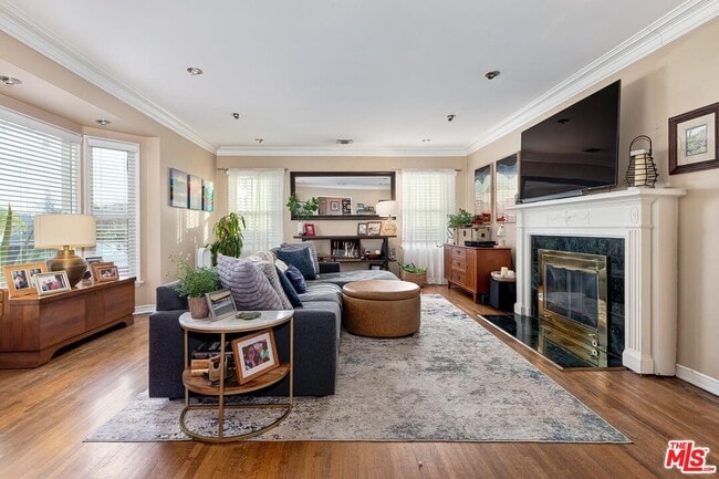 Building Photo - 1923 S Crescent Heights Blvd