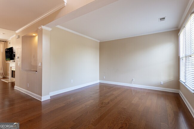 Foto del edificio - 239 Highwoods Pkwy