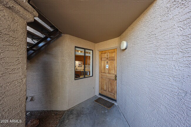Foto del edificio - 9430 E Mission Ln