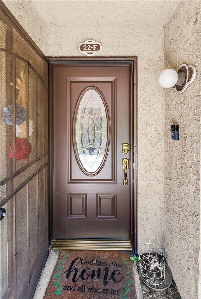 Foto del edificio - 7890 E Spring St