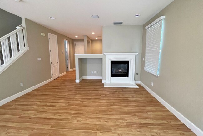 Foto del edificio - 6277 Newhaven Ln