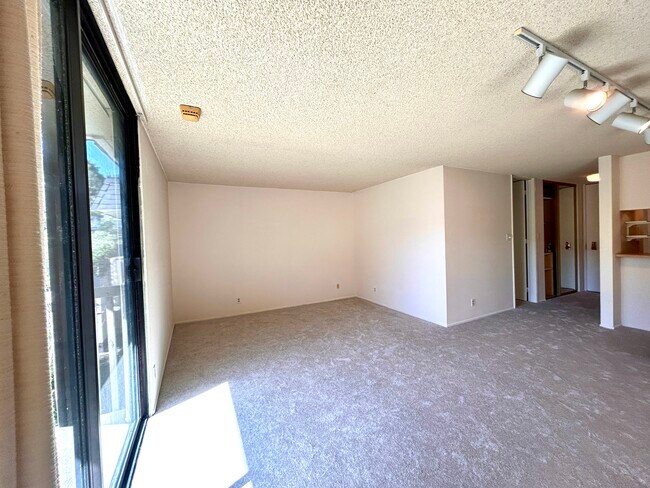 Foto del edificio - 7346 Shelter Creek Ln