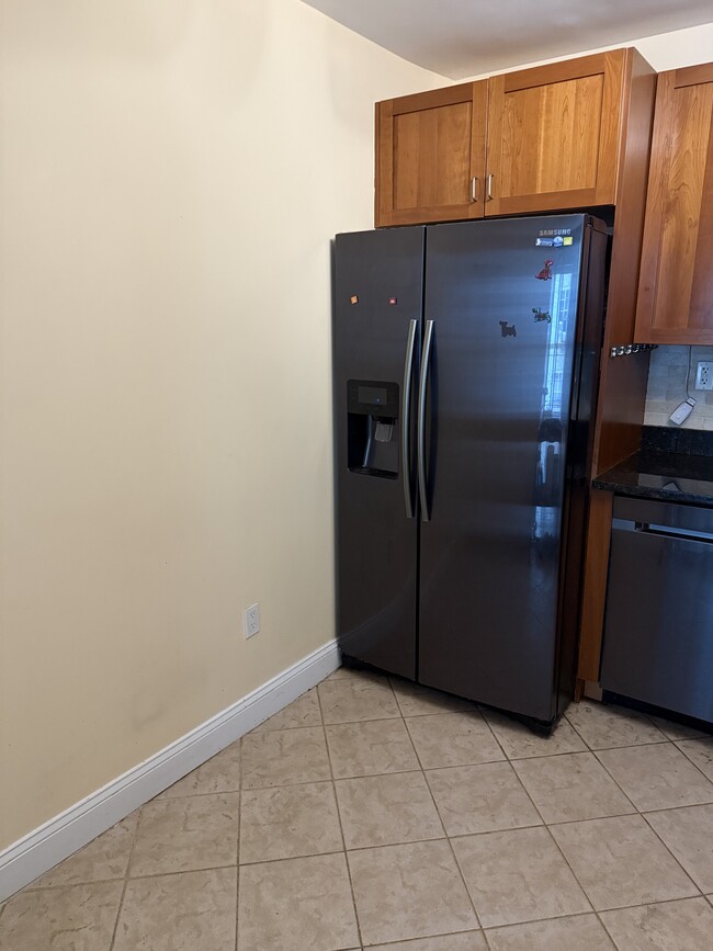 Foto del edificio - 1762 E 19th St