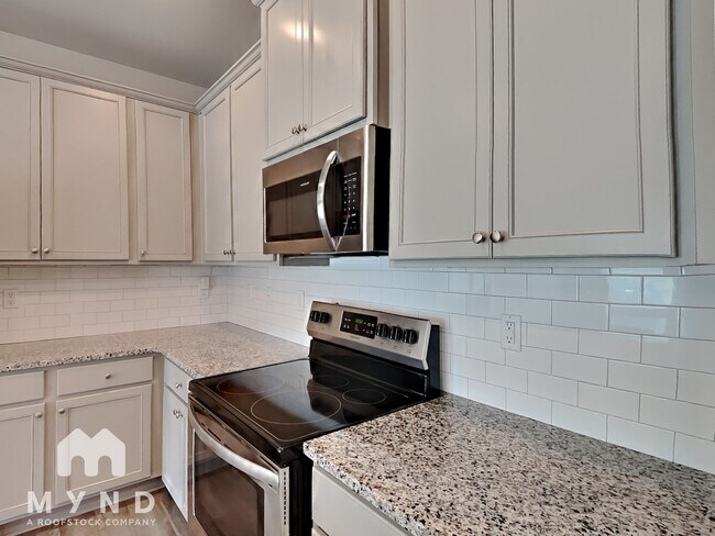 Foto del edificio - 585 McWilliams Rd SE