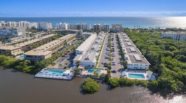 Building Photo - 4201 S Ocean Blvd