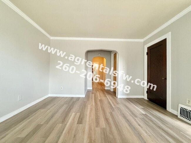 Building Photo - 3209 Fairfield Ave