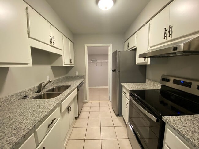 Foto del edificio - 509 Heritage Pl