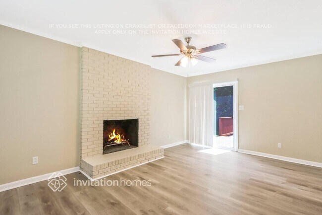 Foto del edificio - 8535 Timbercrest Cir