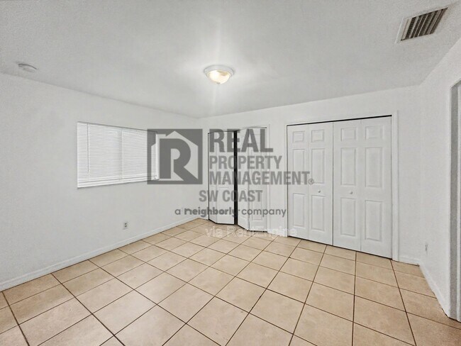 Foto del edificio - 127 John Ave S