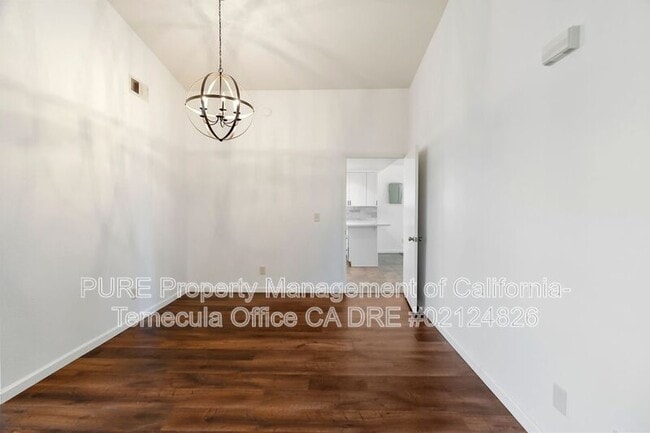 Building Photo - 25240 Shadescale Dr