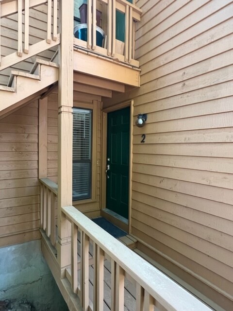 Building Photo - 531 Courtwood Ln