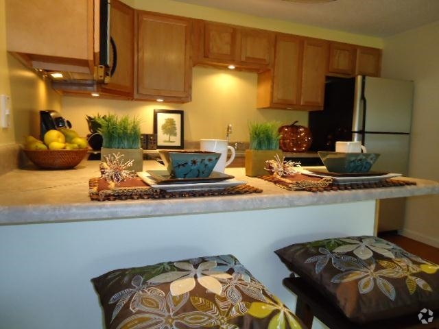 Kitchen - Fox Brook Townhomes