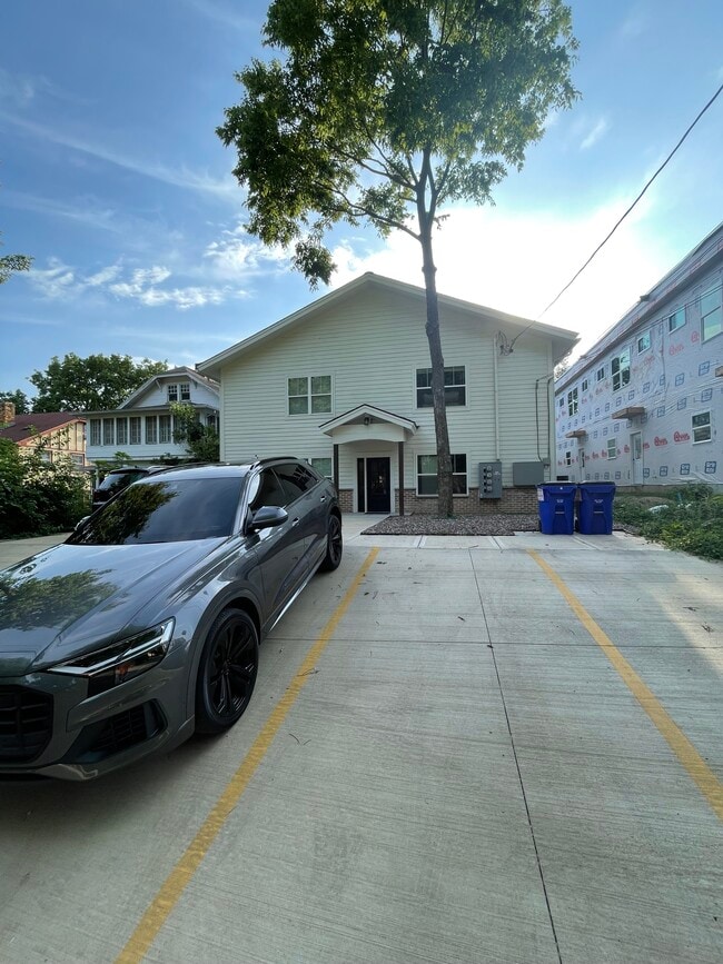 Foto del edificio - 4317 Holly St