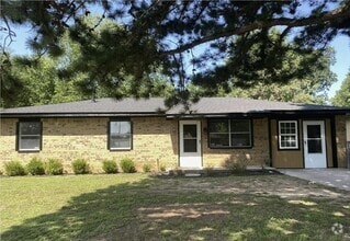 Building Photo - 504 S Cedar Pl